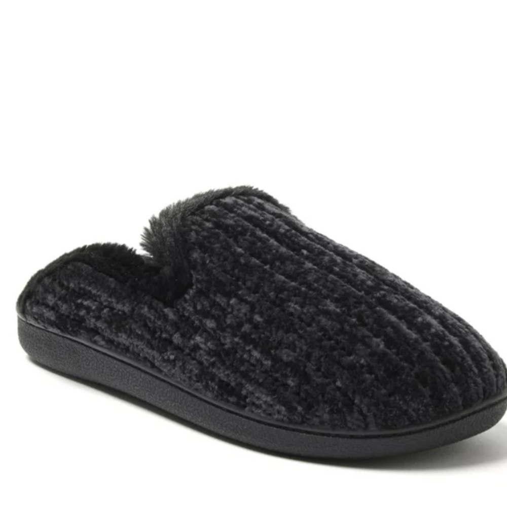 Dearfoams Black Cozy Comfort Women's Rib Knit Chenille Scuff Slippers.